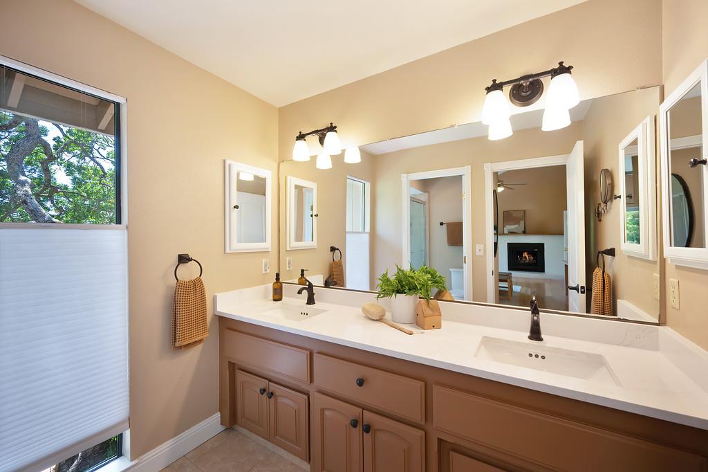 Powers Drive, El Dorado Hills, California image 19