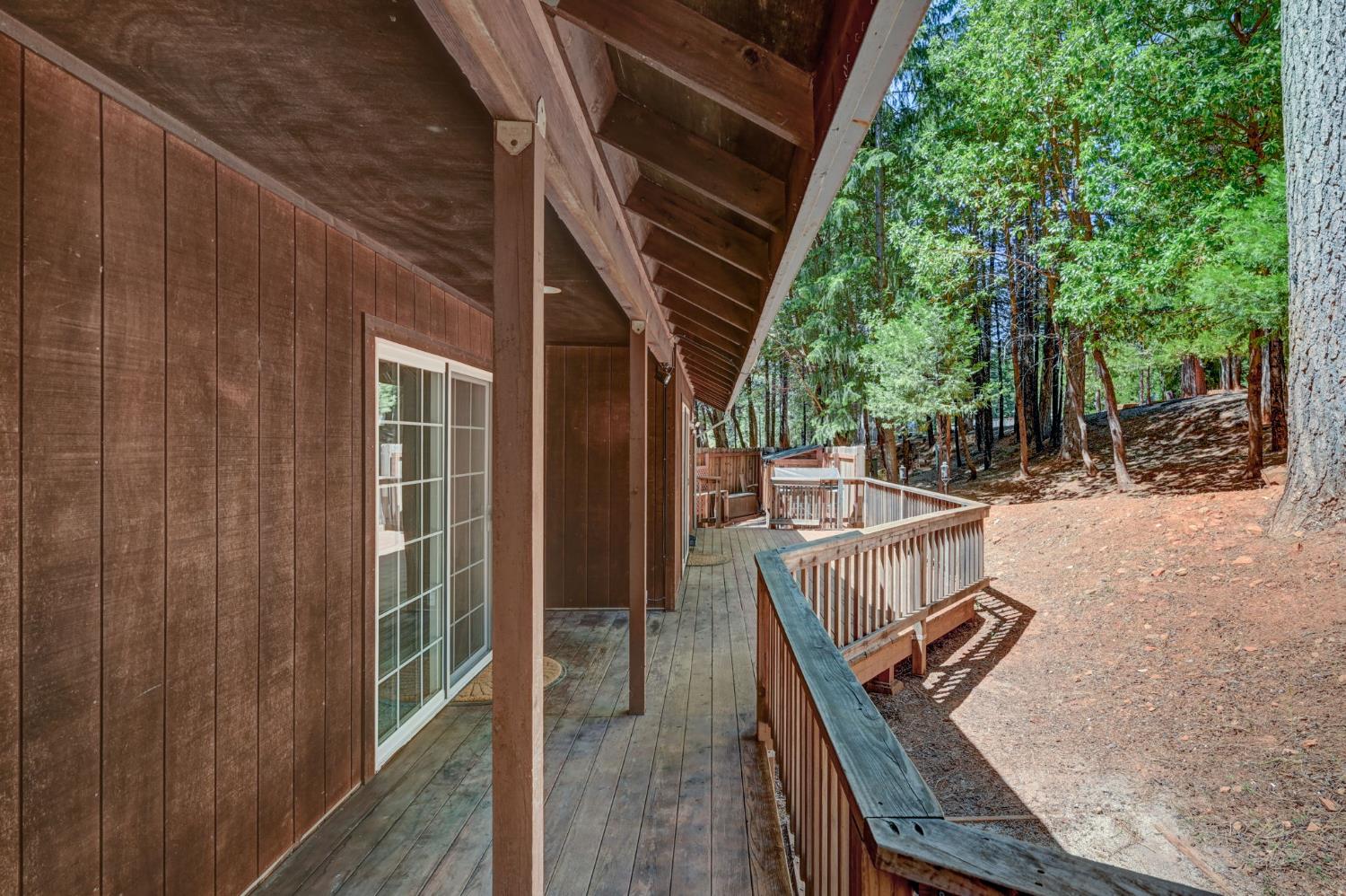 Forest Knoll Court, Pioneer, California image 17