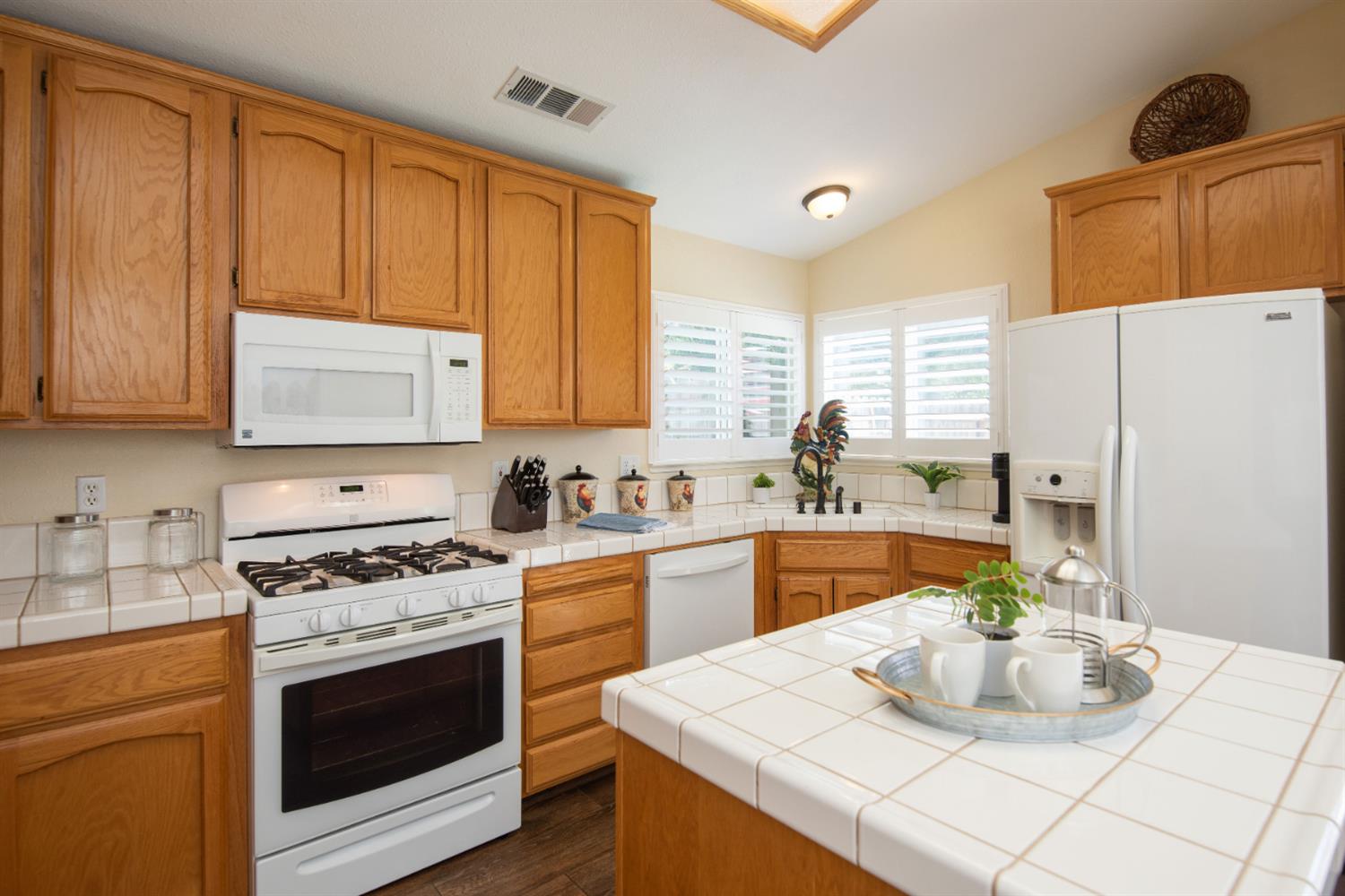 Bernstein Drive, Modesto, California image 11