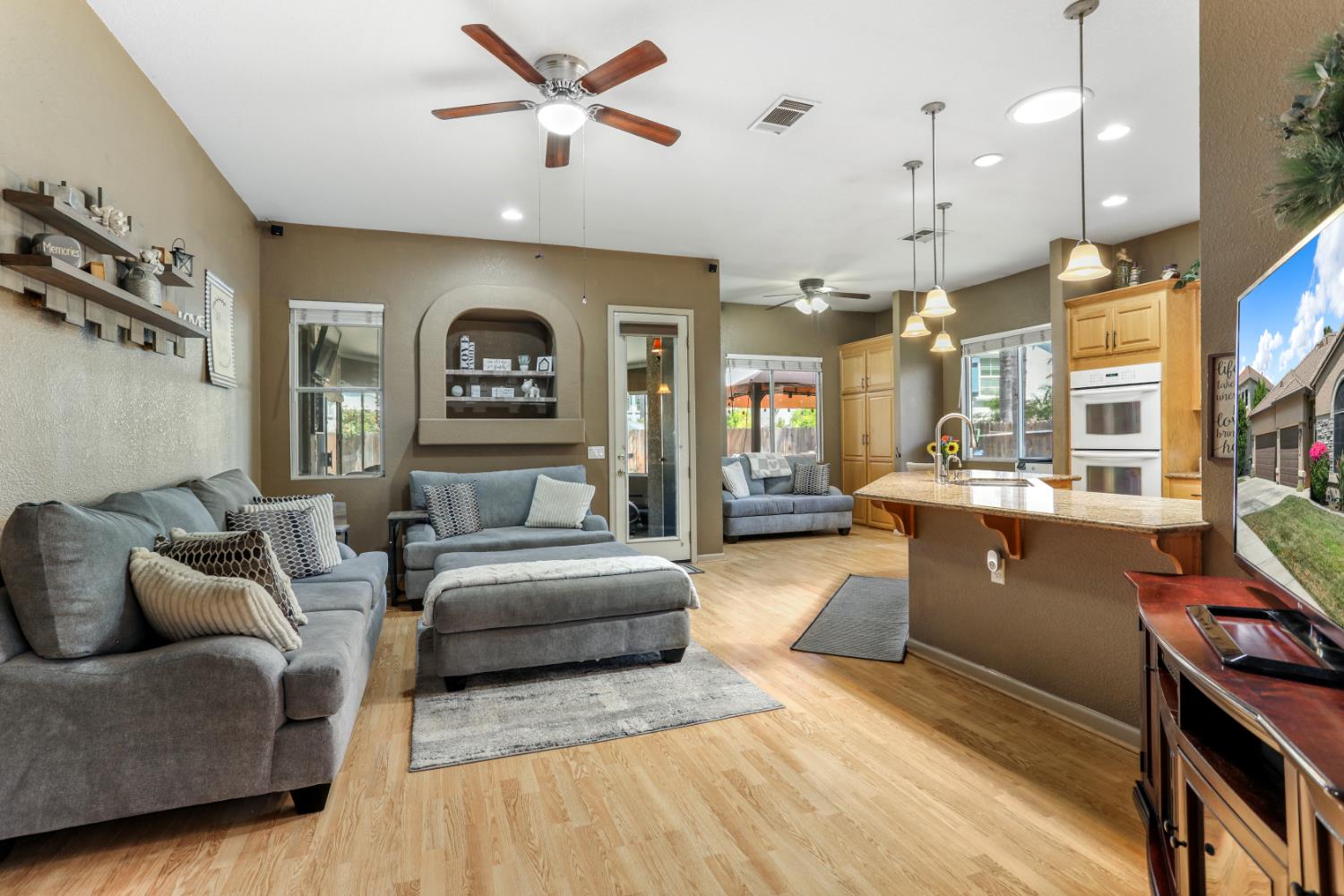 Robert Gabriel Drive, Tracy, California image 9