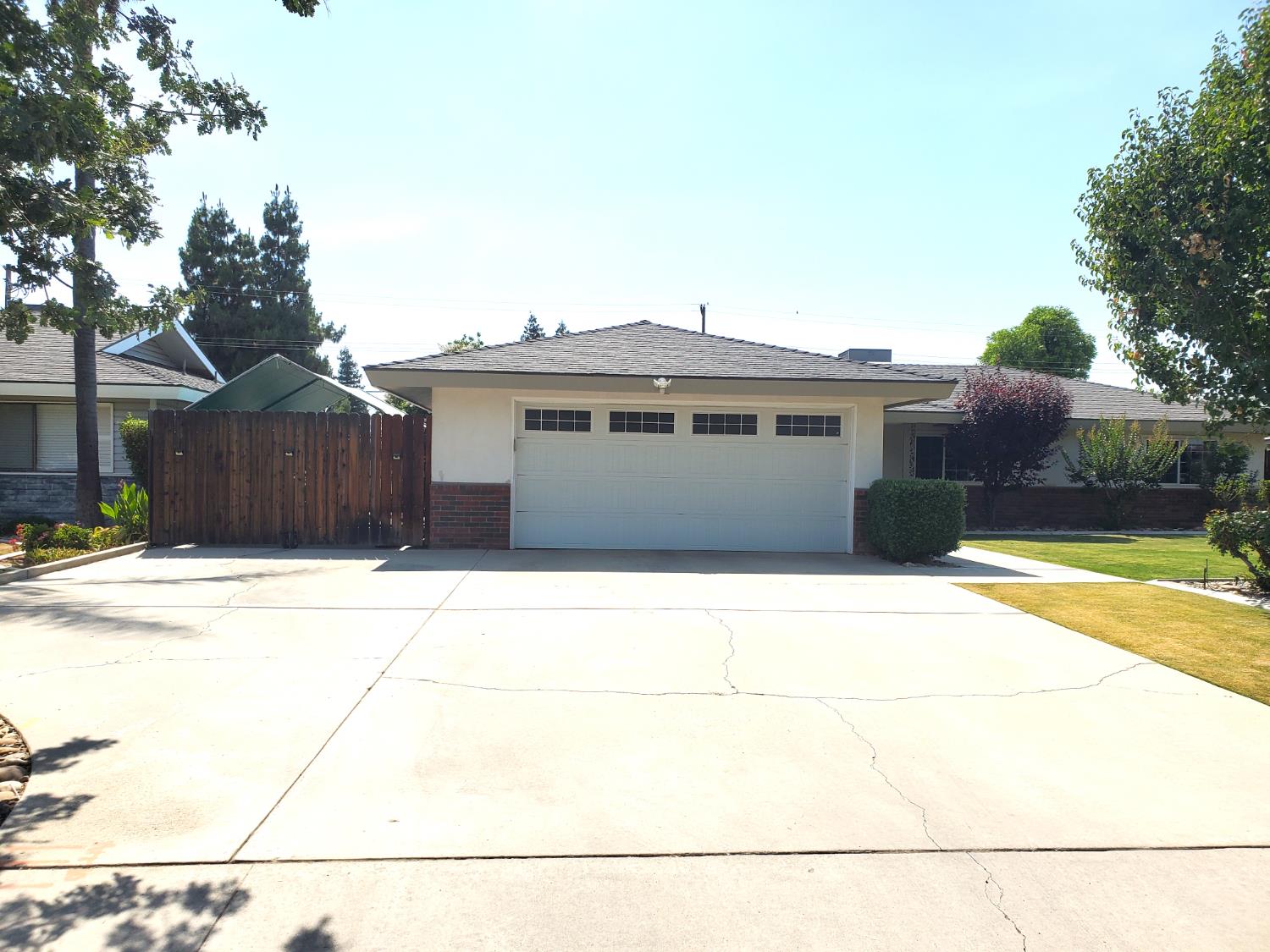 Crestmore Street, Bakersfield, California image 2