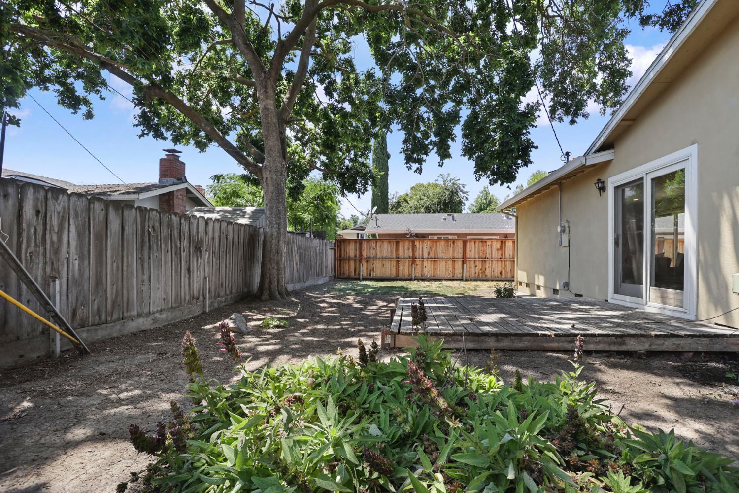 Jasmine Avenue, Stockton, California image 32