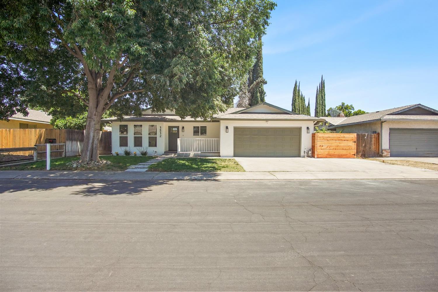 Marymar Drive, Modesto, California image 17