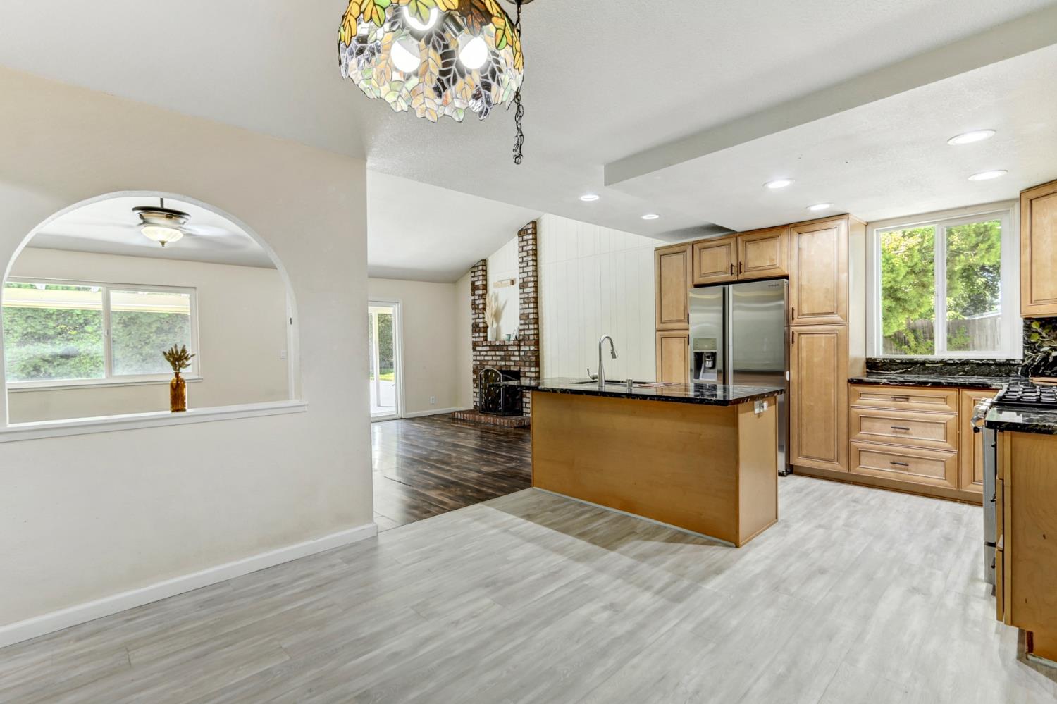 Oak Creek Court, Roseville, California image 17