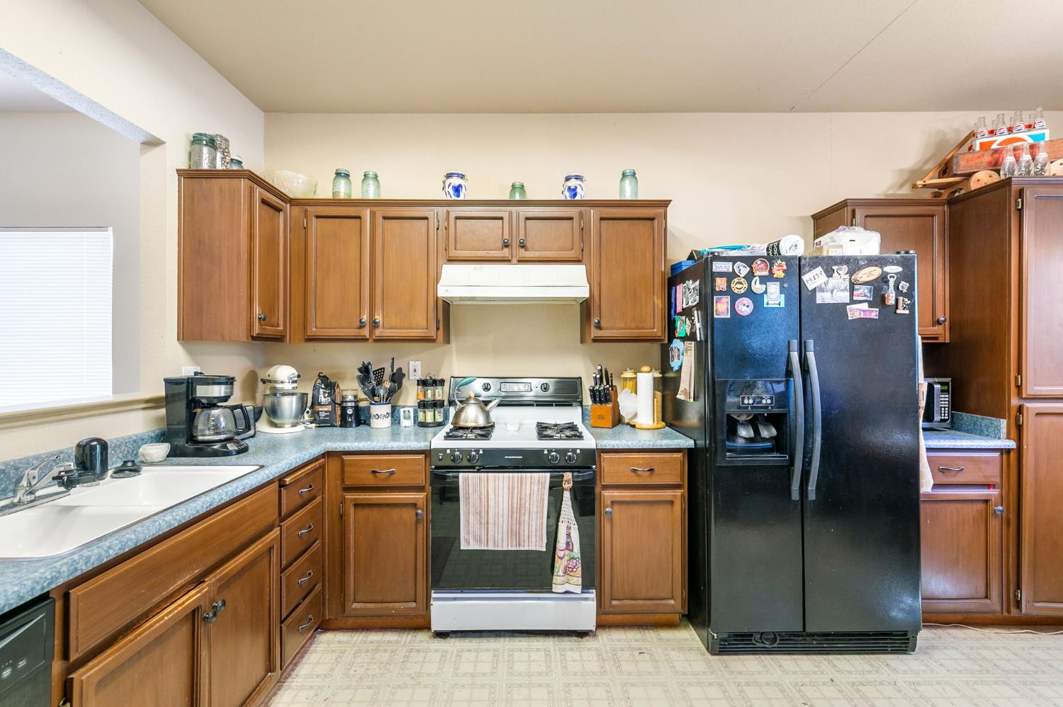 Oleander Drive, Yuba City, California image 9