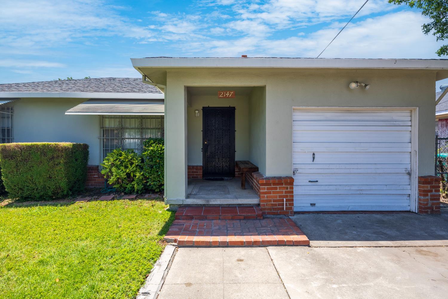 S San Joaquin Street, Stockton, California image 3
