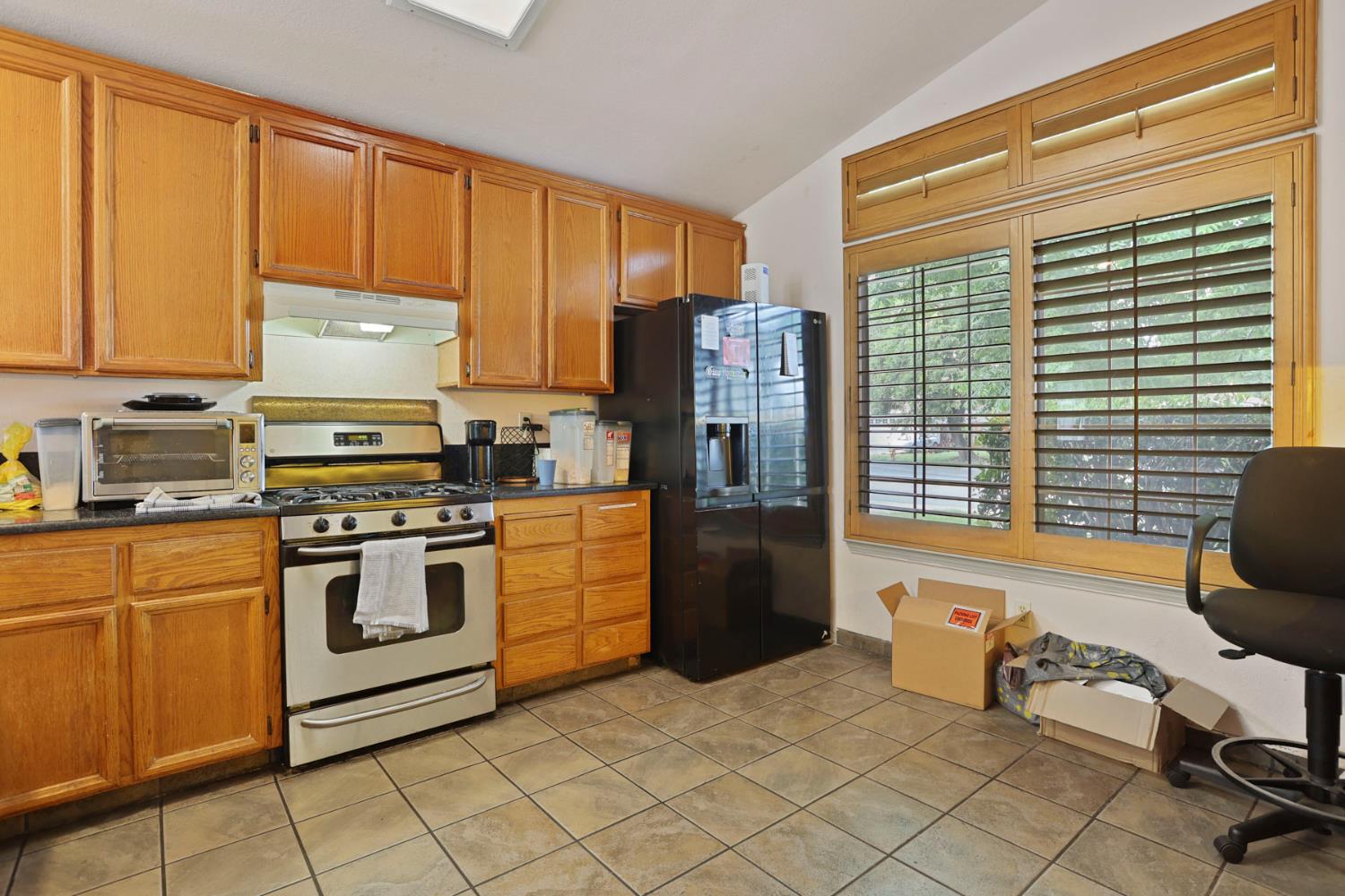 Cayman Court, Stockton, California image 11
