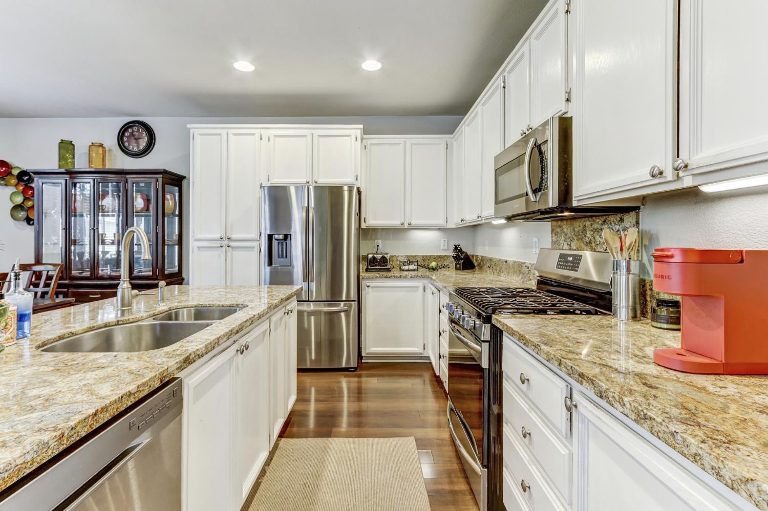 Sage Ranch Court, Elk Grove, California image 18