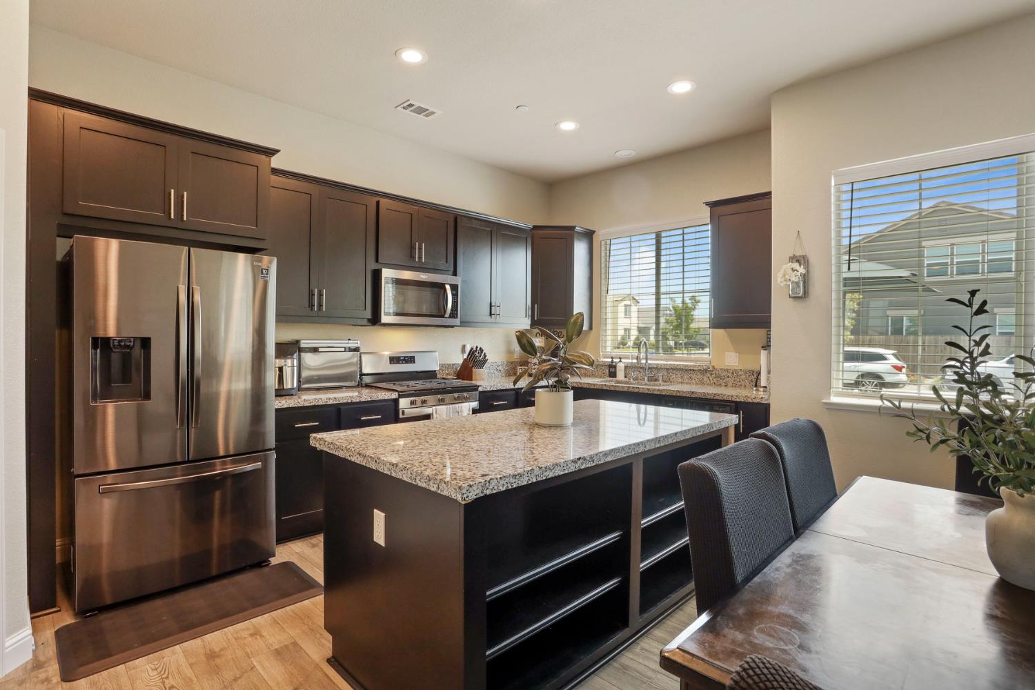 Salvador Way, Manteca, California image 13