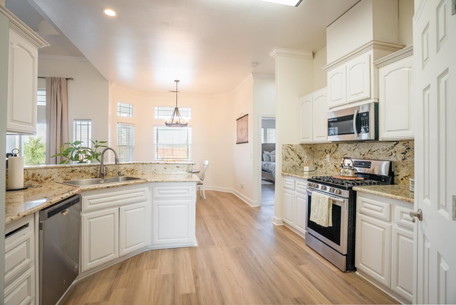 Steward Road, Madera, California image 17