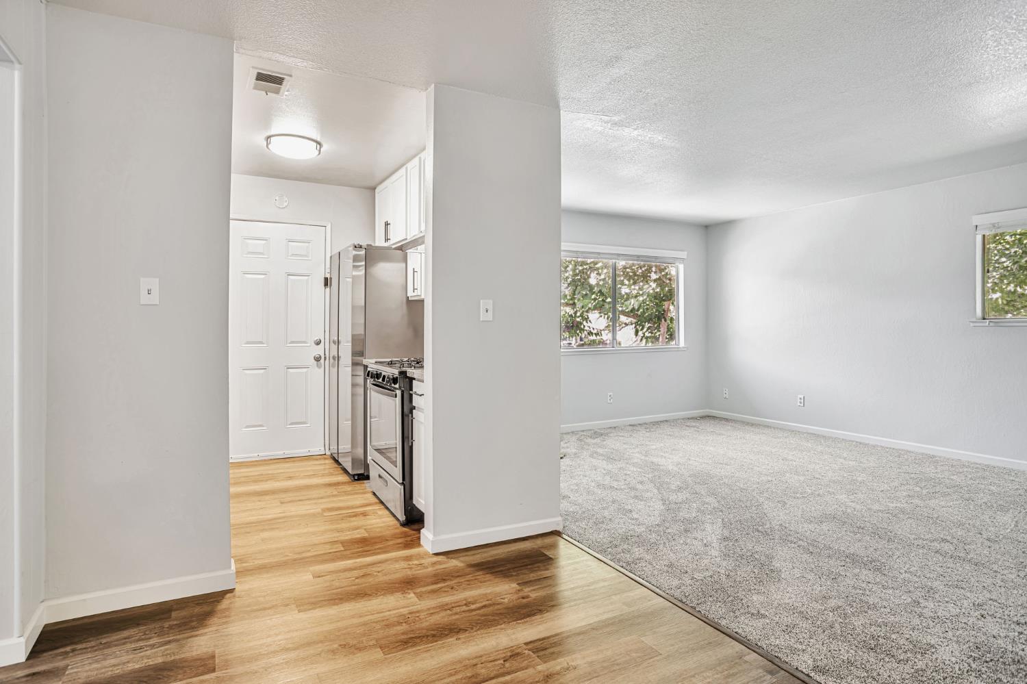 Photo #12: 225069126 Listing: Photo #12