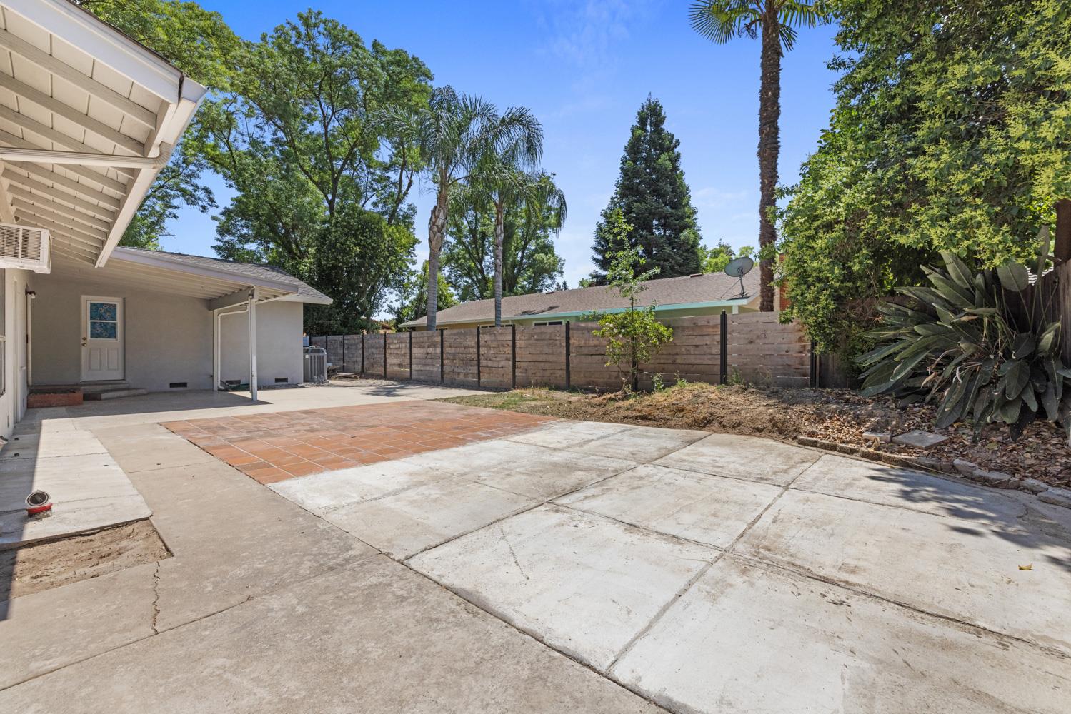 E Orangeburg Avenue, Modesto, California image 39