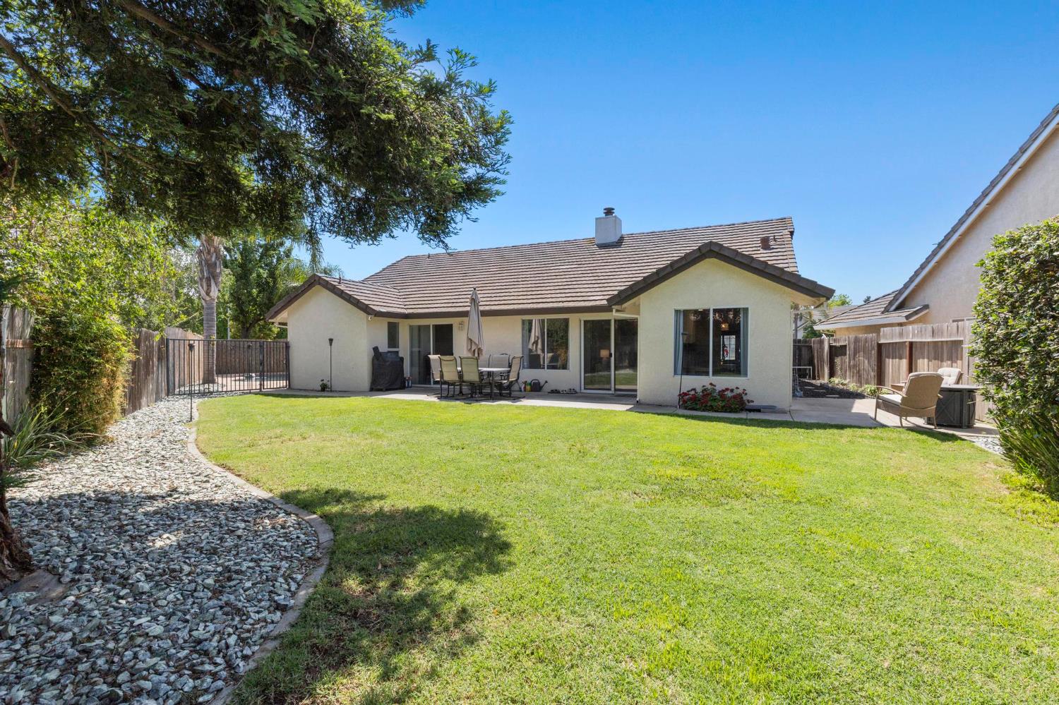 Allen Court, Yuba City, California image 43