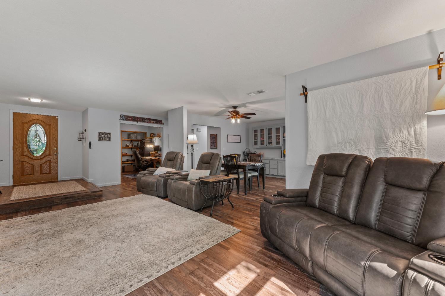 Toluca Lane, Citrus Heights, California image 8