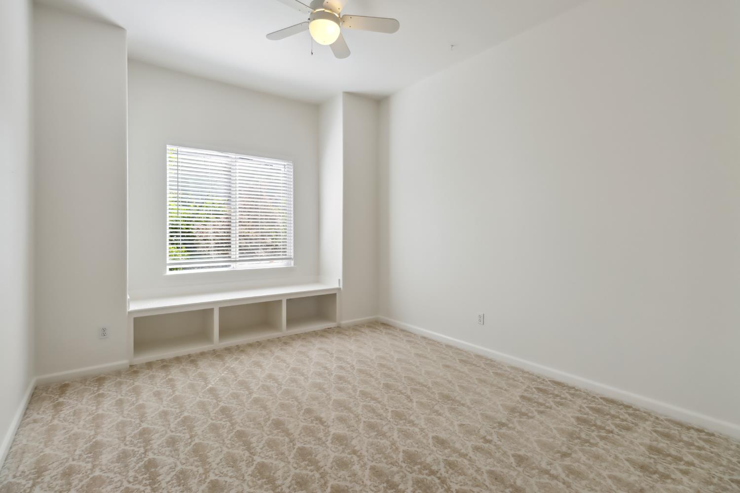 Hawk Crest Court, Roseville, California image 38