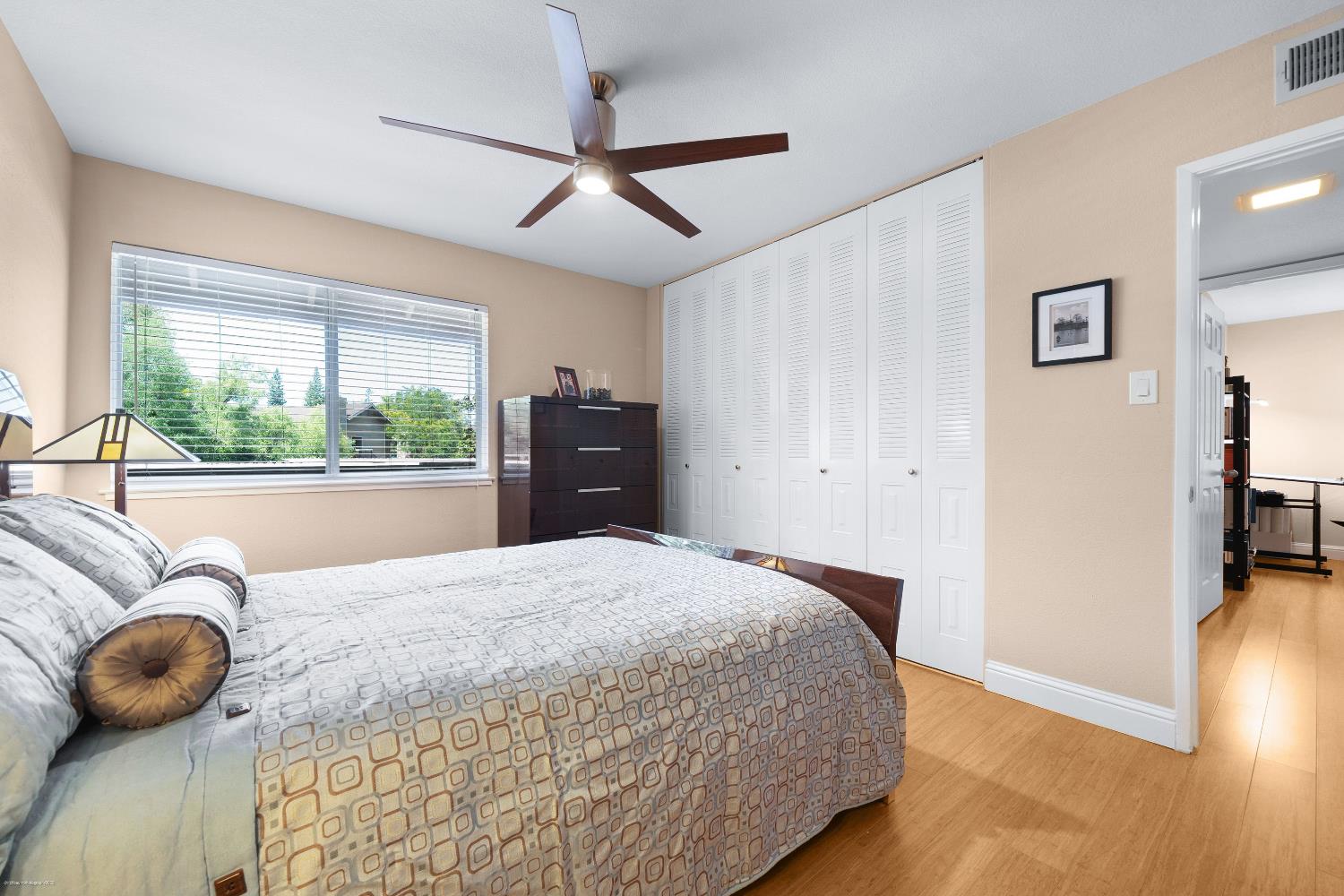 Photo #21: 225069920 Listing: Photo #21