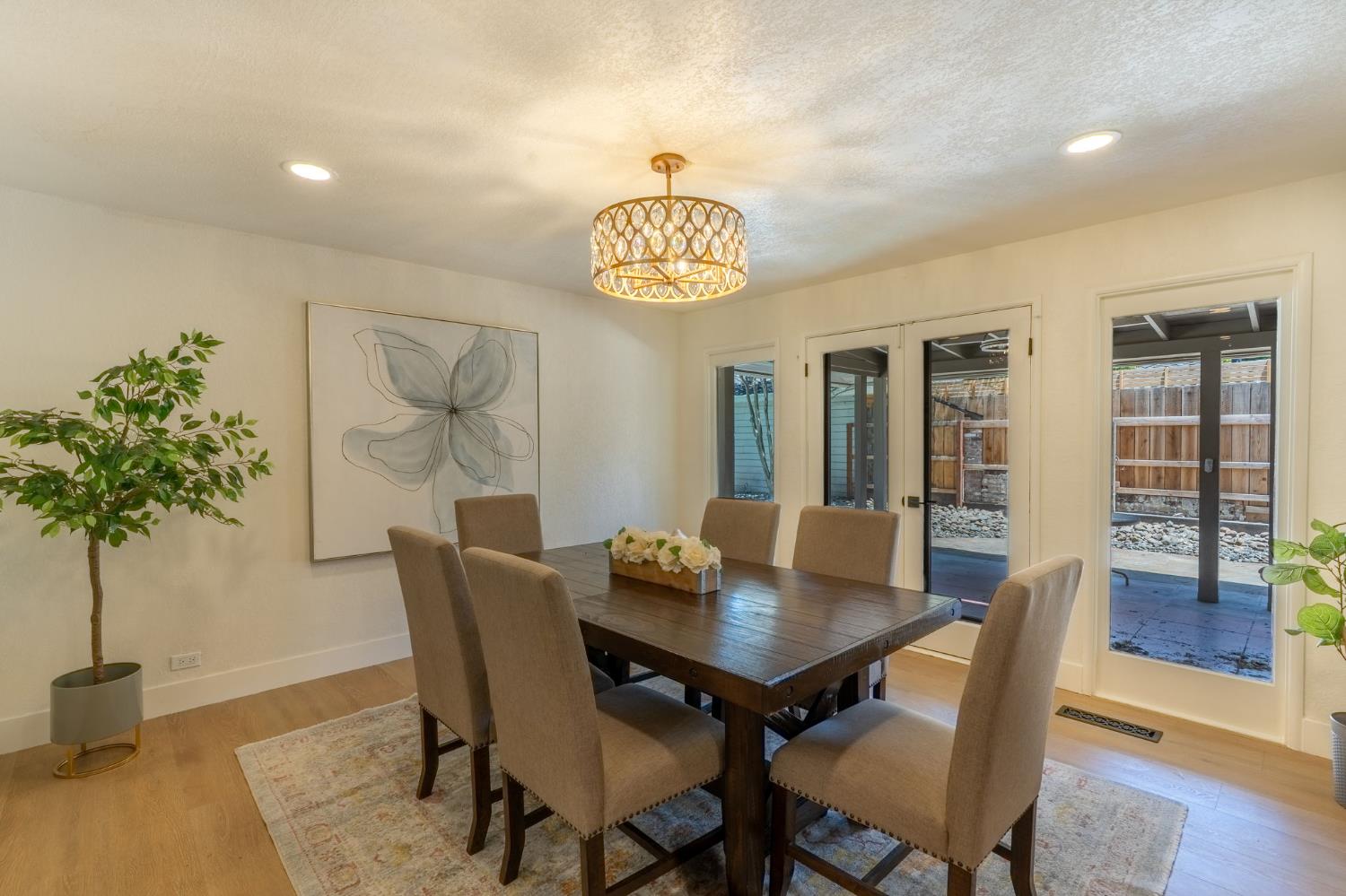 Brady Avenue, Modesto, California image 8