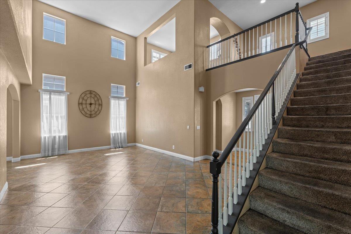 Mercer Drive, Modesto, California image 8