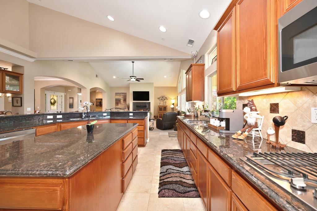 Wachtel Way, Citrus Heights, California image 23