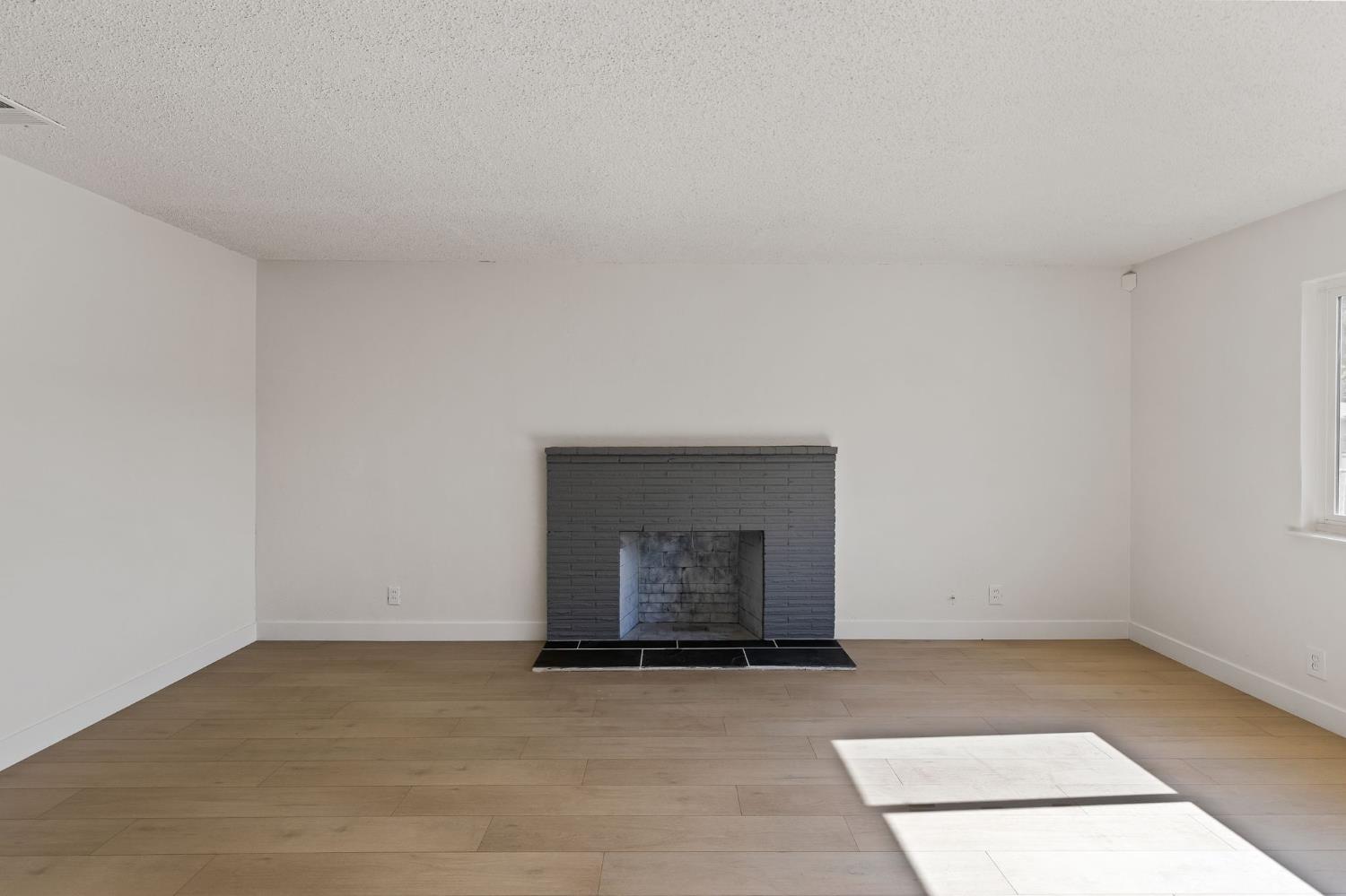 Detail Gallery Image 7 of 28 For 3270 Nareb St, Sacramento,  CA 95838 - 3 Beds | 1 Baths