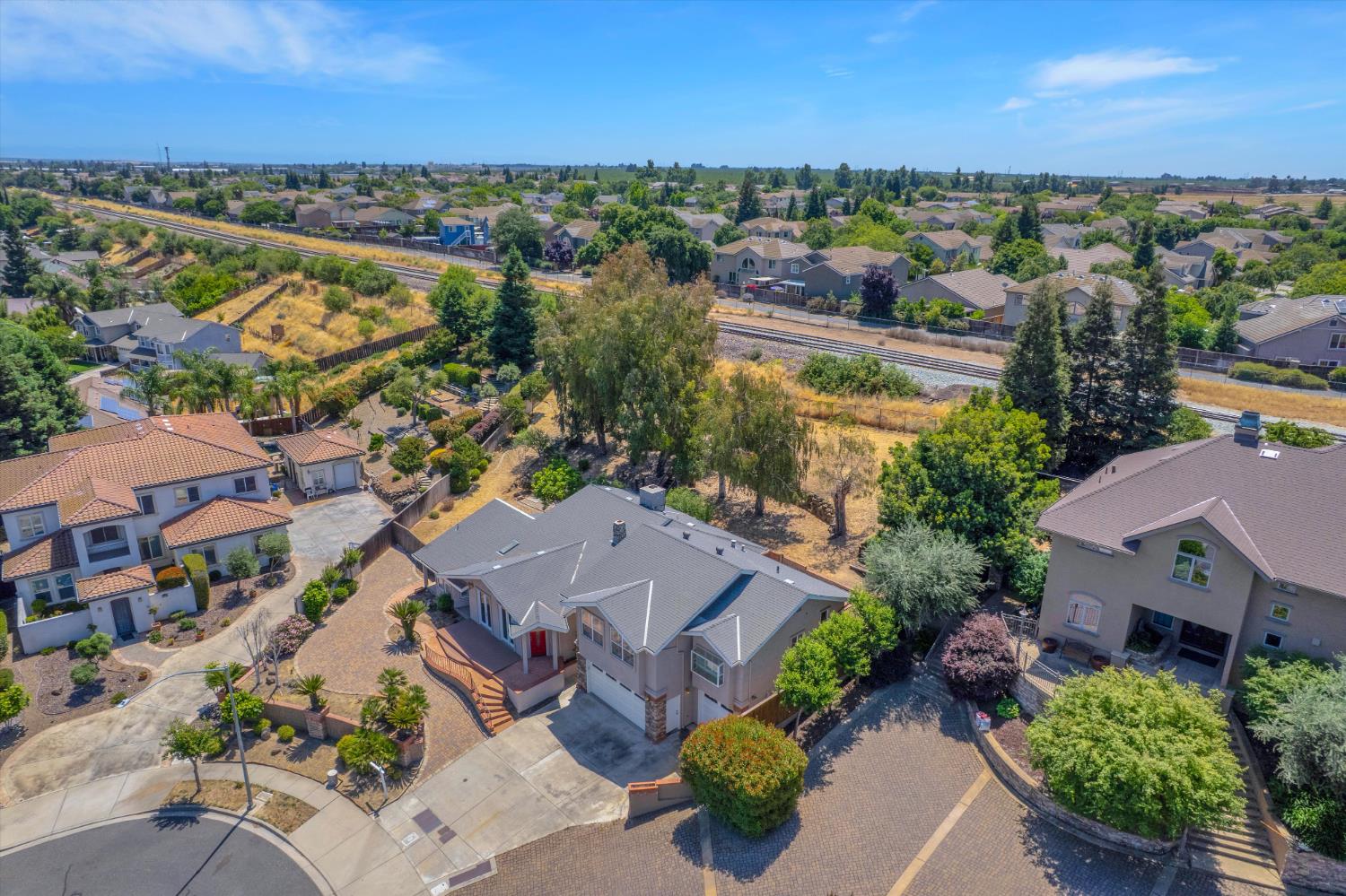 Bevanda Court, Oakdale, California image 48