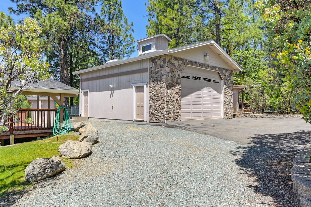 Bear Lane, Somerset, California image 12