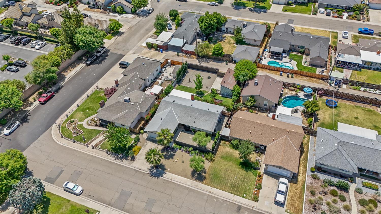 Carolyn Drive, Turlock, California image 38