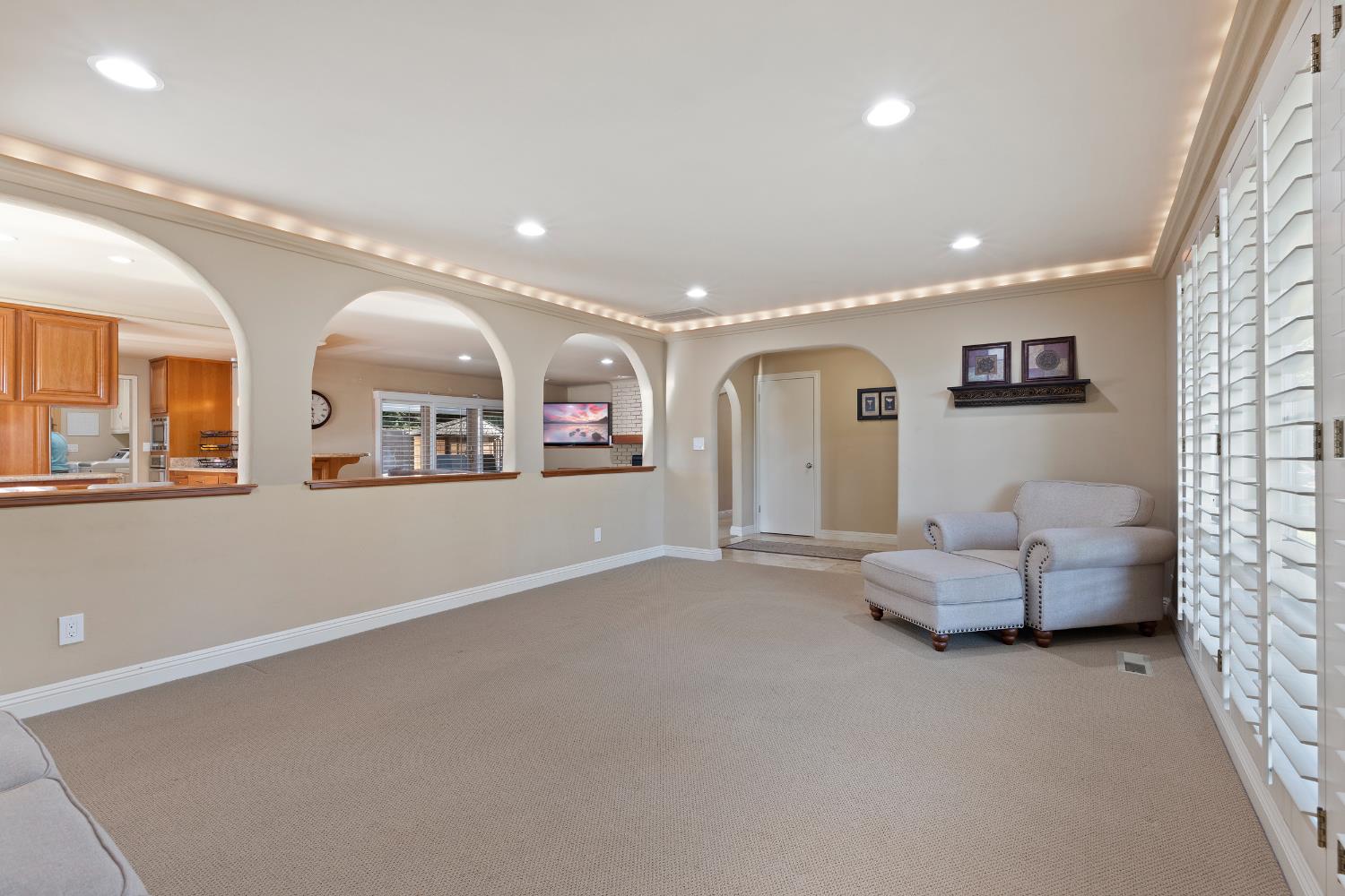 Cheshire Lane, Modesto, California image 6