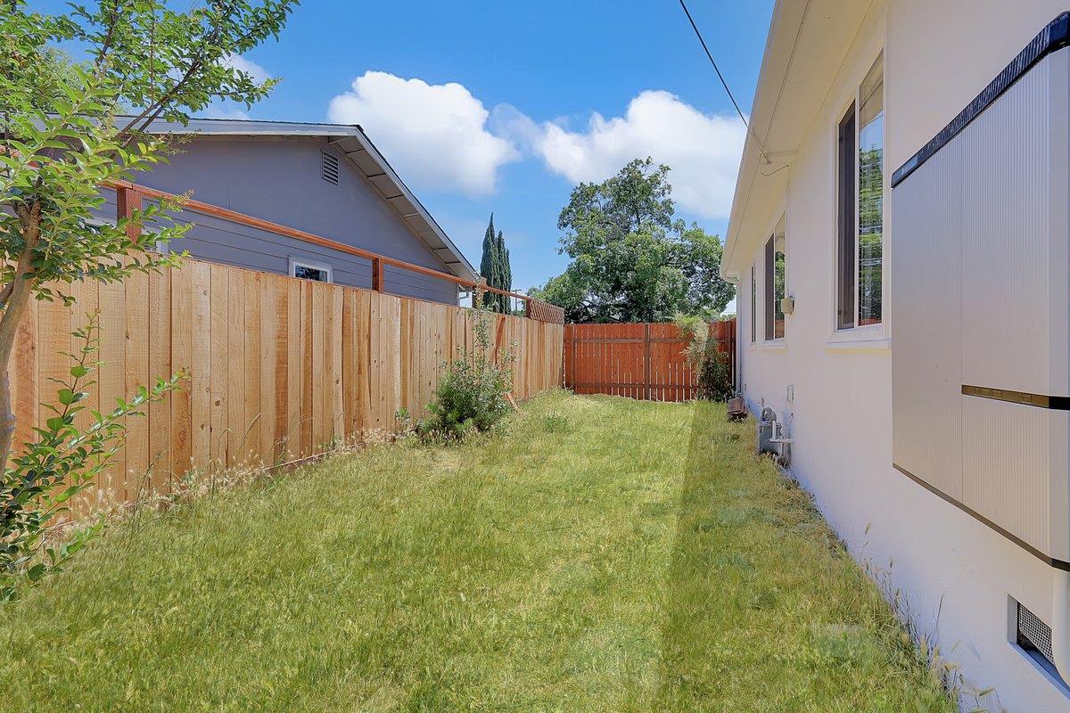 Southwood Drive, Woodland, California image 35