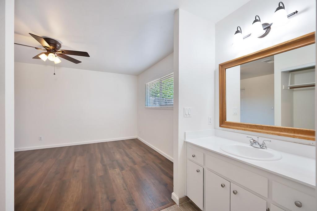 Margaret Way, Roseville, California image 44