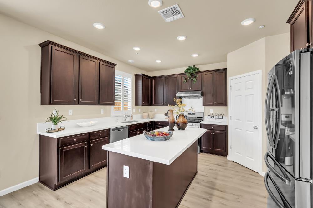 Linnea Court, Elk Grove, California image 13