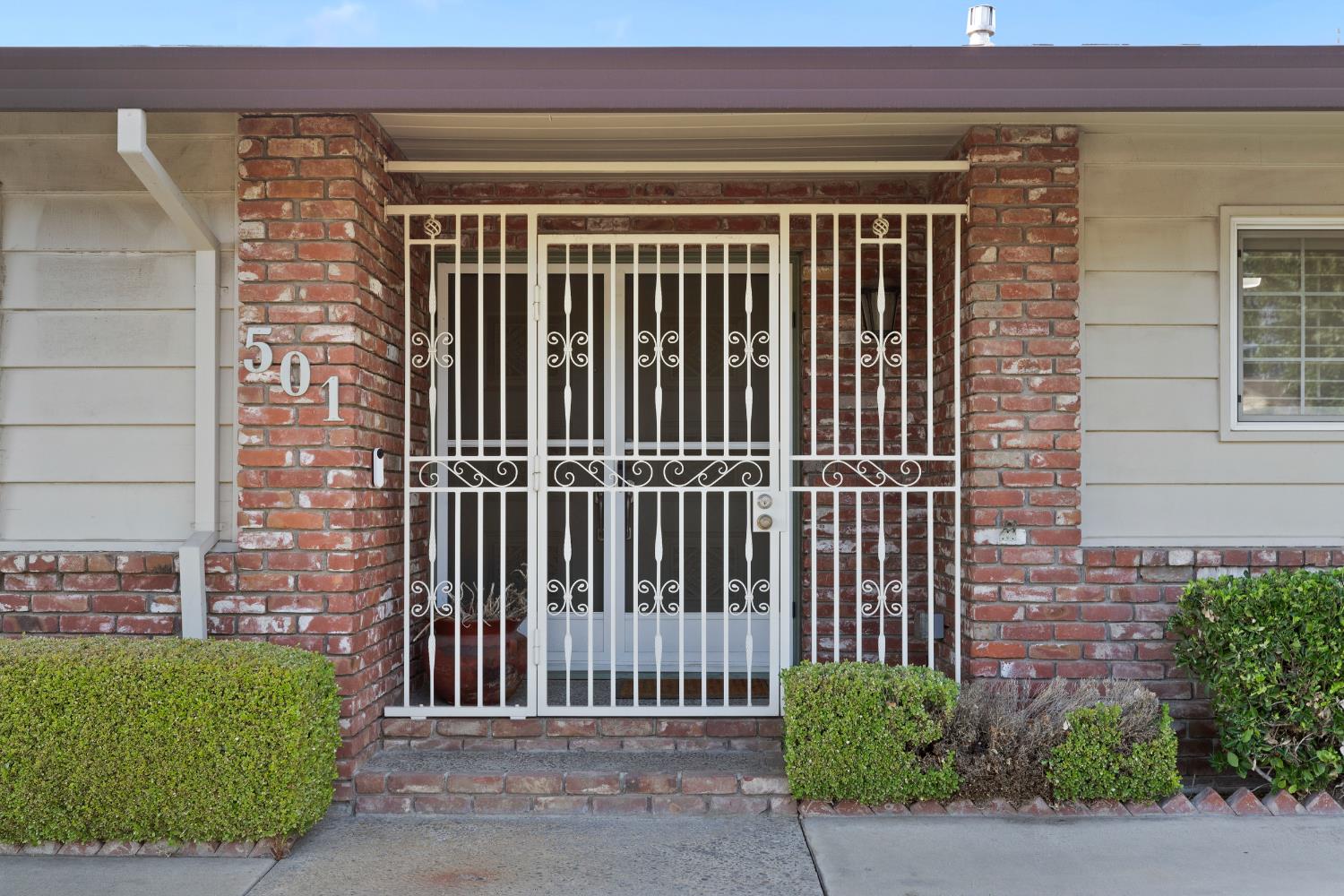Cheshire Lane, Modesto, California image 3
