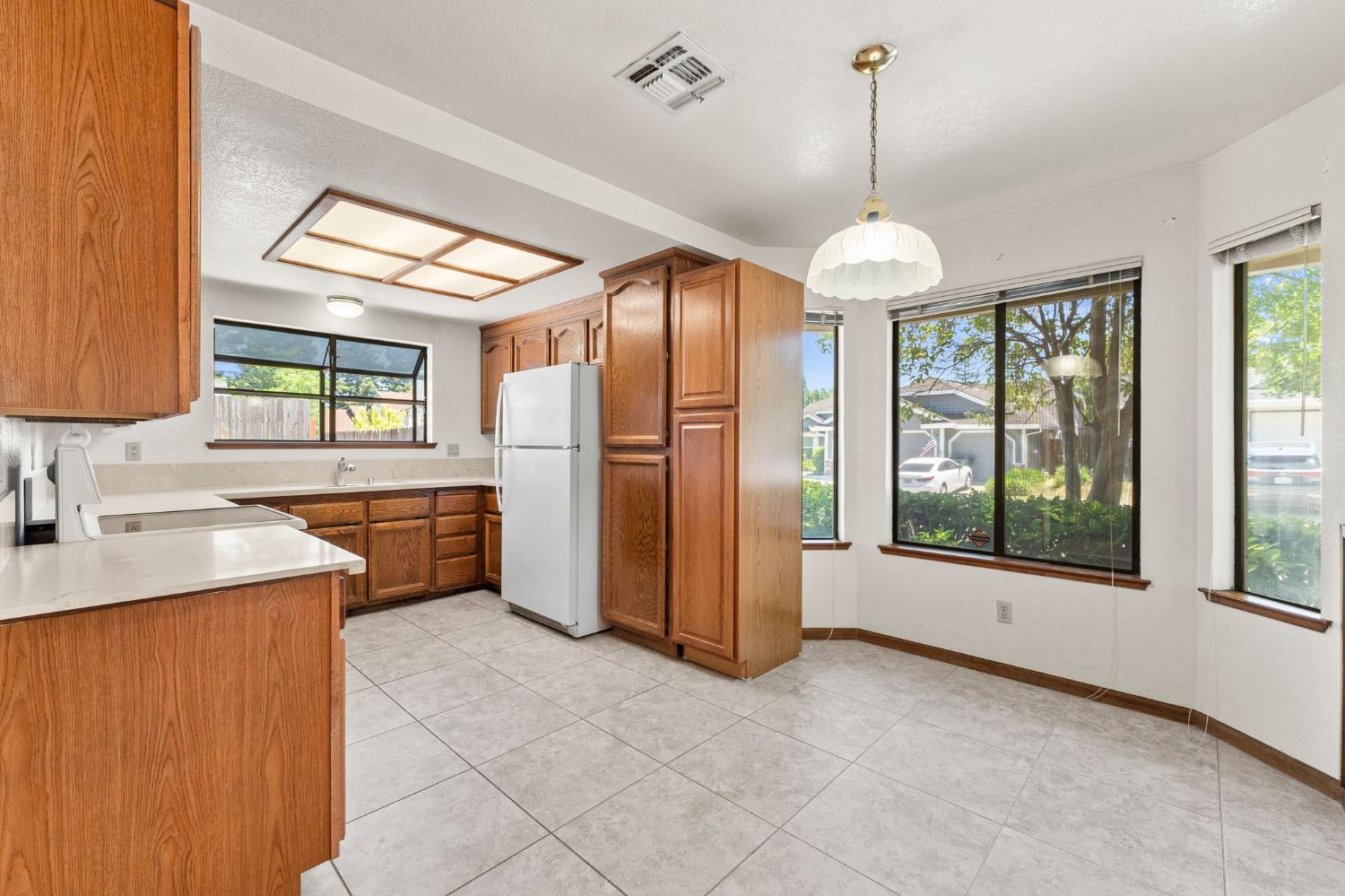 Kyle Court, Citrus Heights, California image 15