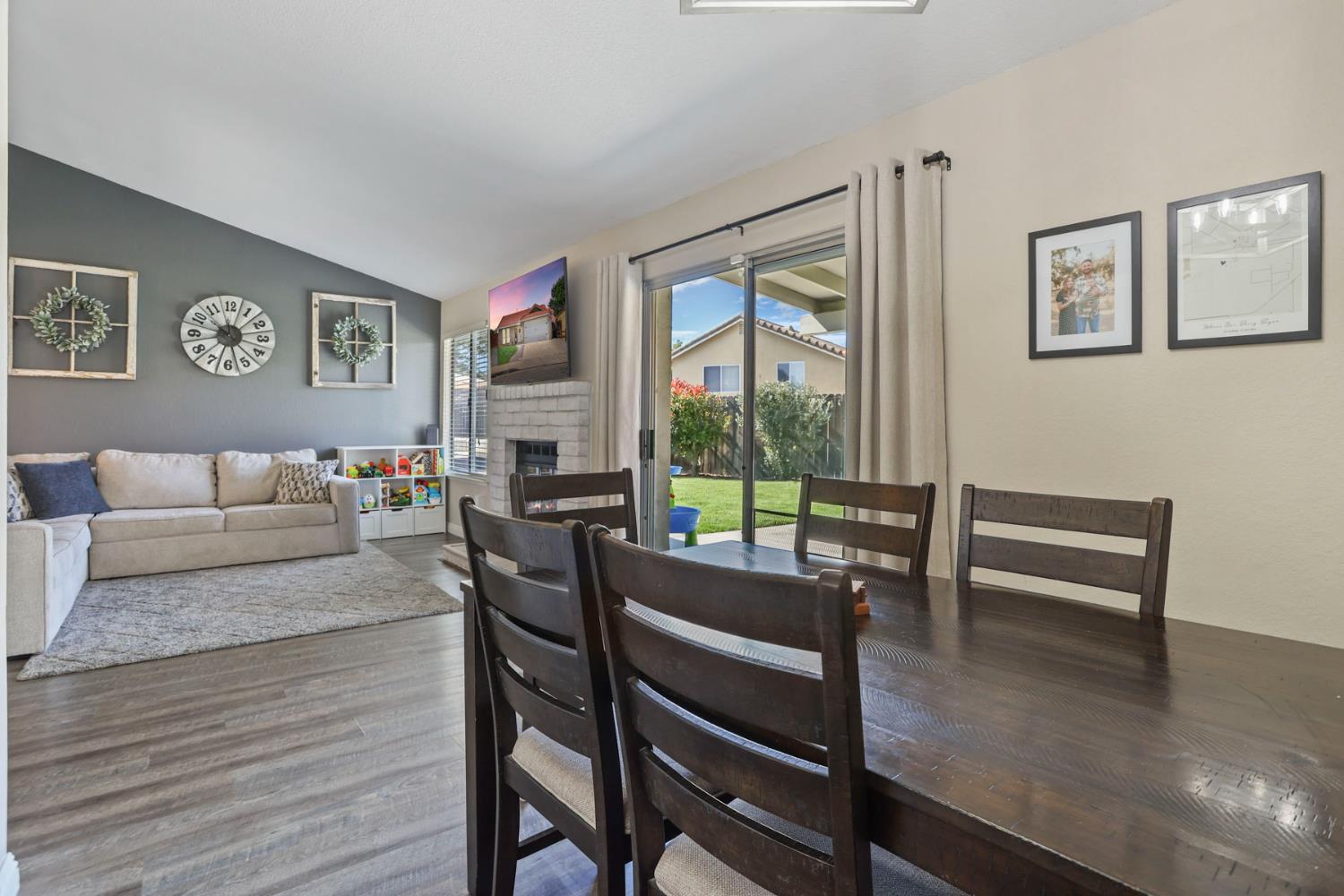 E Deerwood Lane, Tracy, California image 11