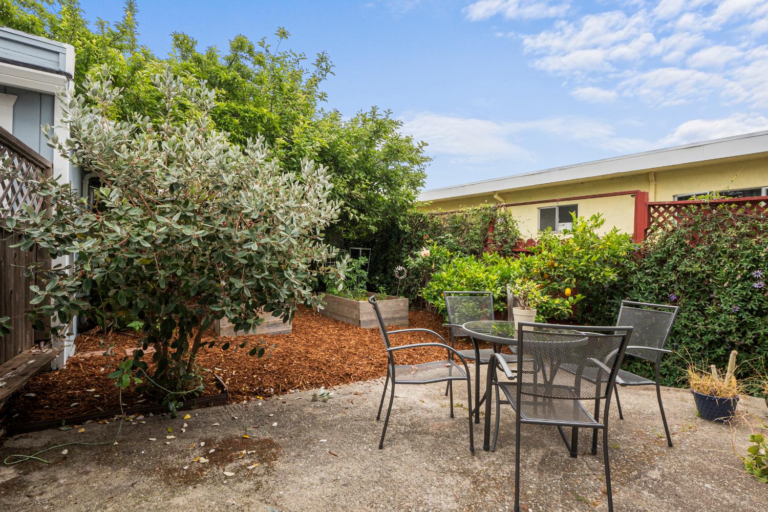 2920 Morcom, Oakland, California image 26