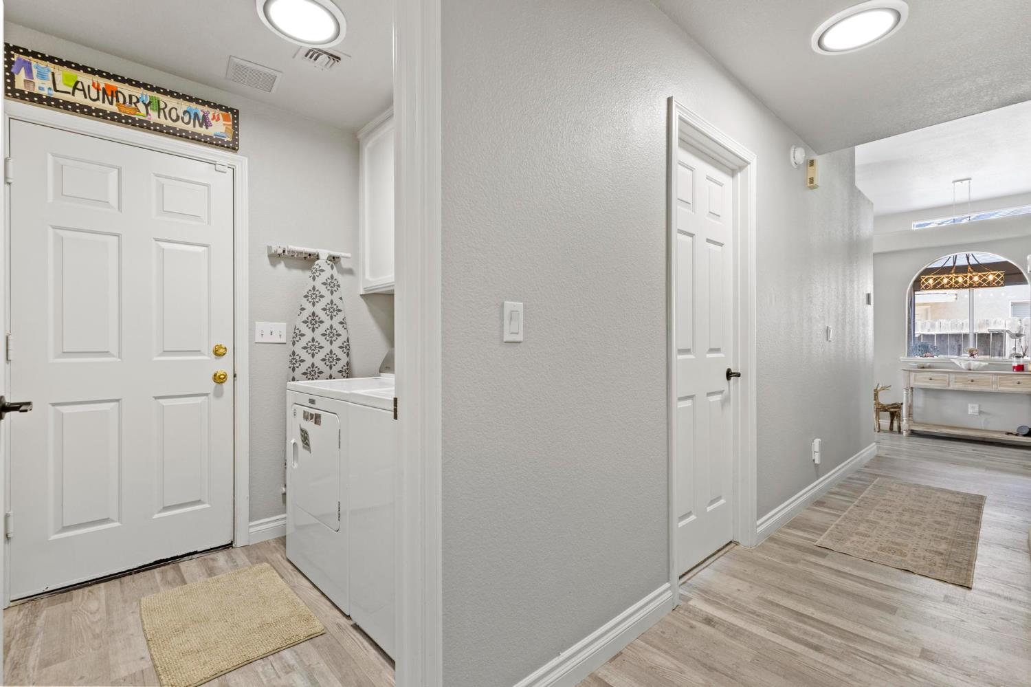 Allen Court, Yuba City, California image 39