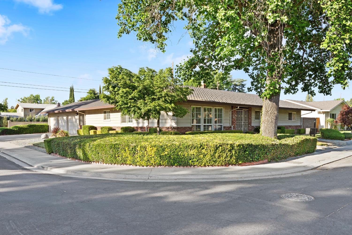 Cheshire Lane, Modesto, California image 2