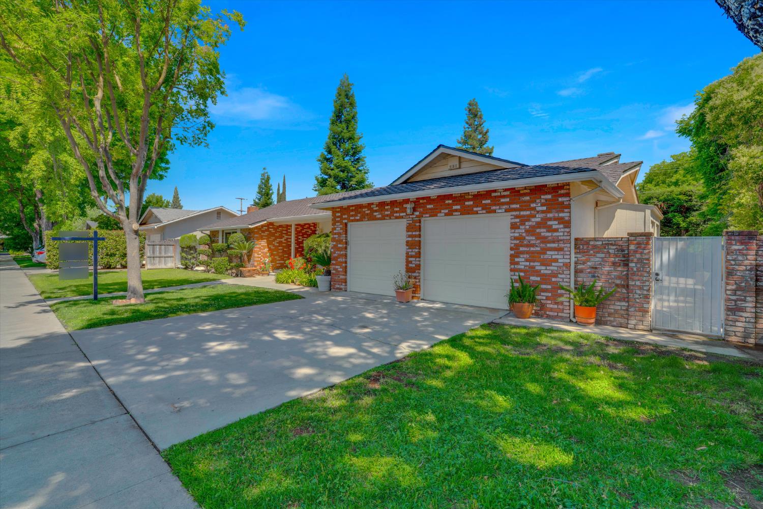 Wellington Drive, Modesto, California image 4