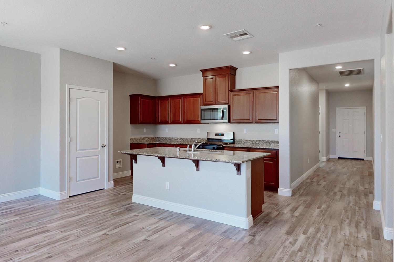 Kyri, Olivehurst, California image 20