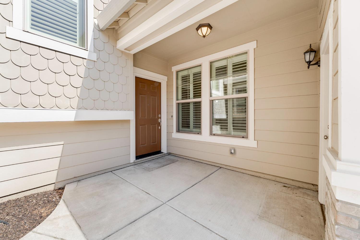 Cordially Way, Elk Grove, California image 4