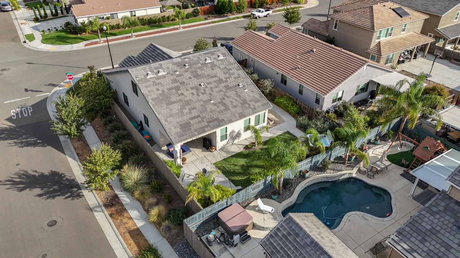 Quincy Avenue, Roseville, California image 50
