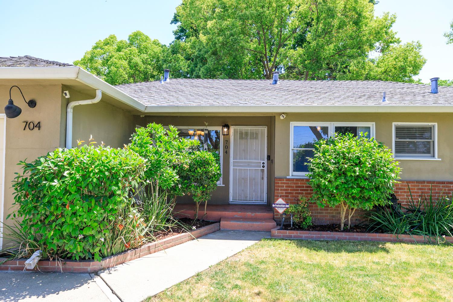 Edison Avenue, Modesto, California image 5