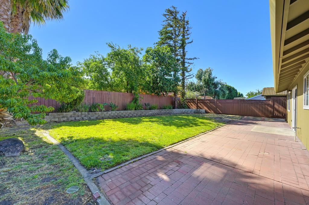 Lincoln Boulevard, Tracy, California image 36