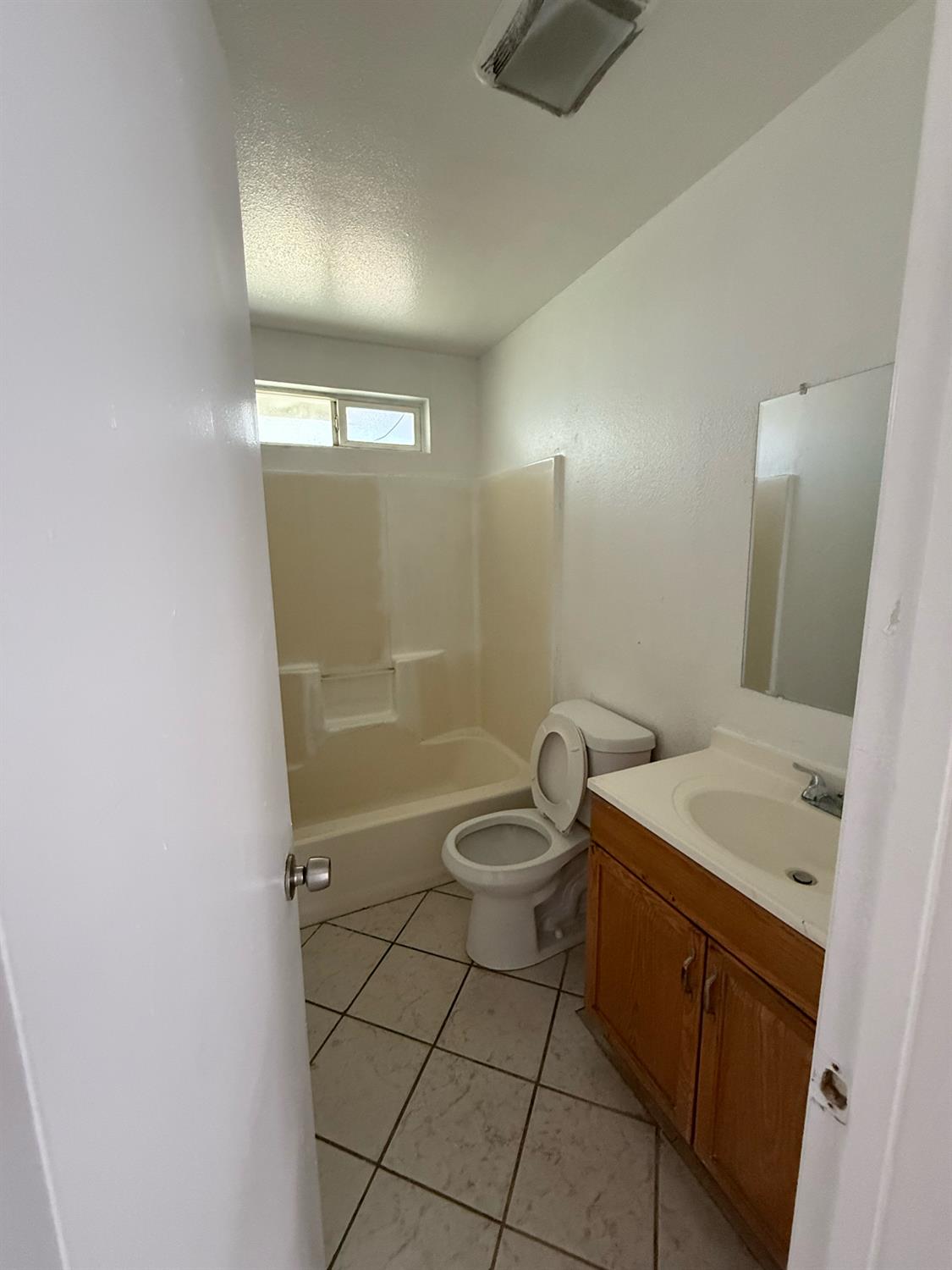 S 919 S Grant St Street, Stockton, California image 6