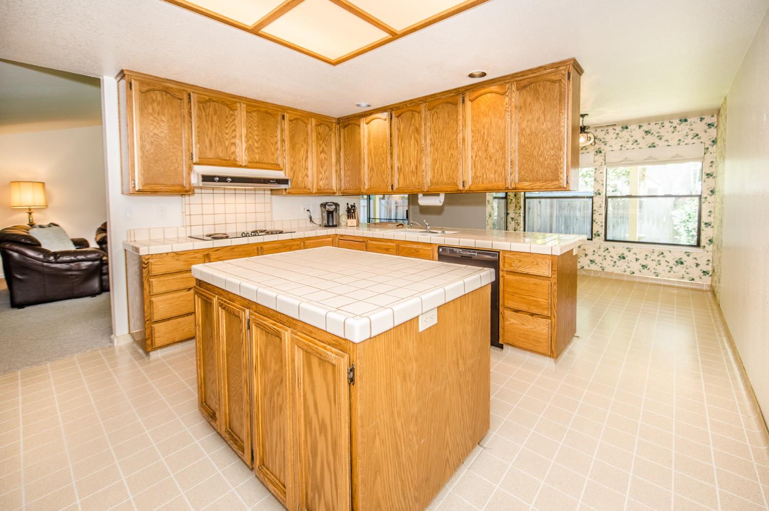 Fairview Drive, Woodland, California image 8