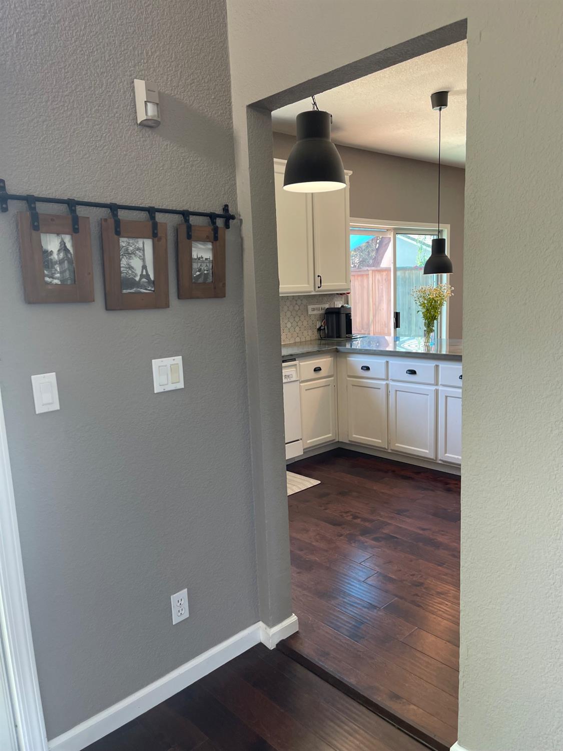 Lakewind Lane, Elk Grove, California image 7