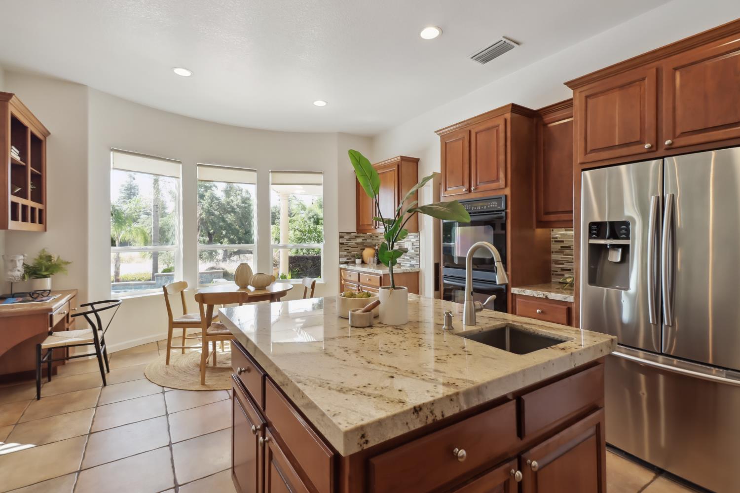 Hawk Crest Court, Roseville, California image 19