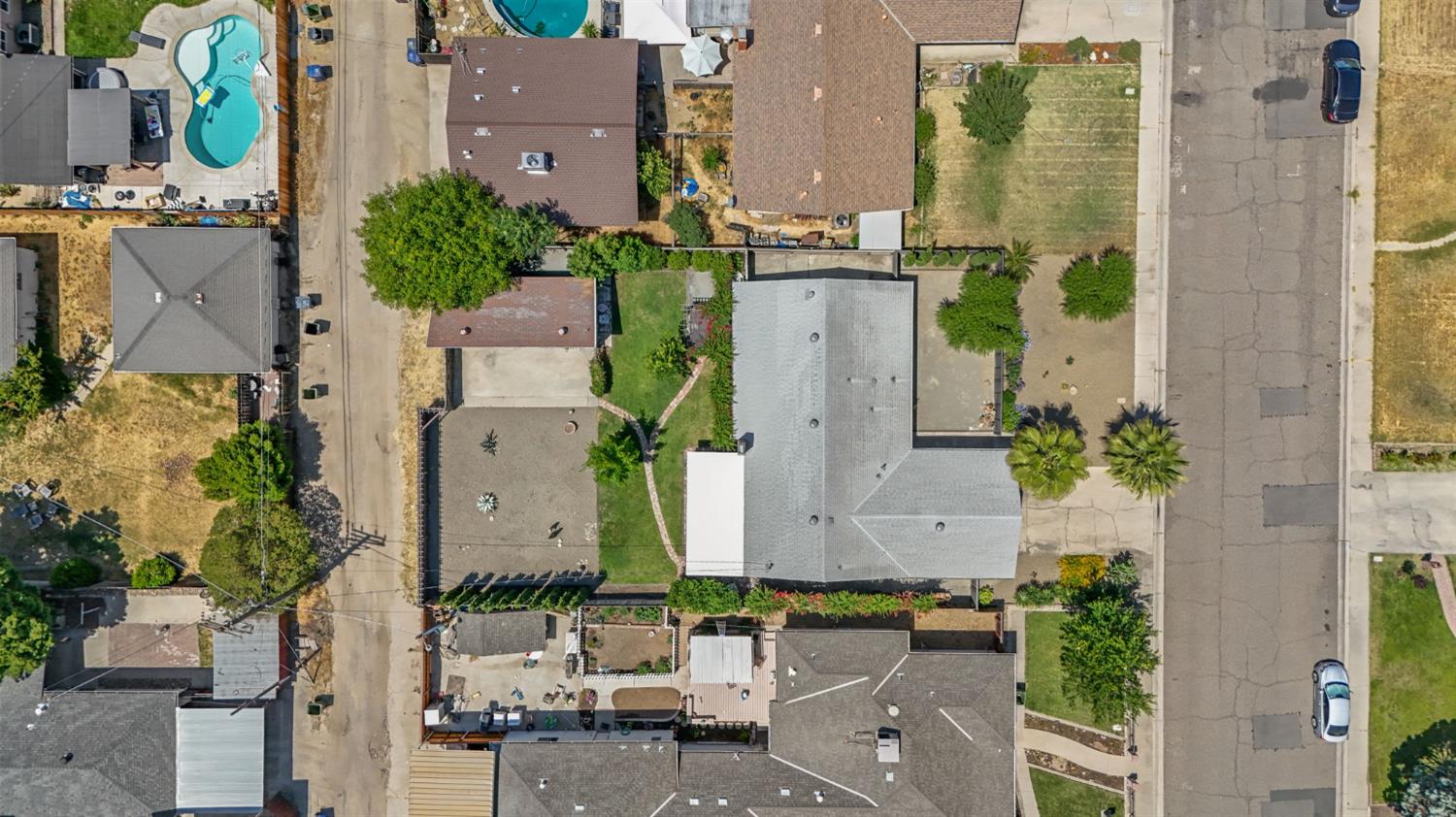 Carolyn Drive, Turlock, California image 37