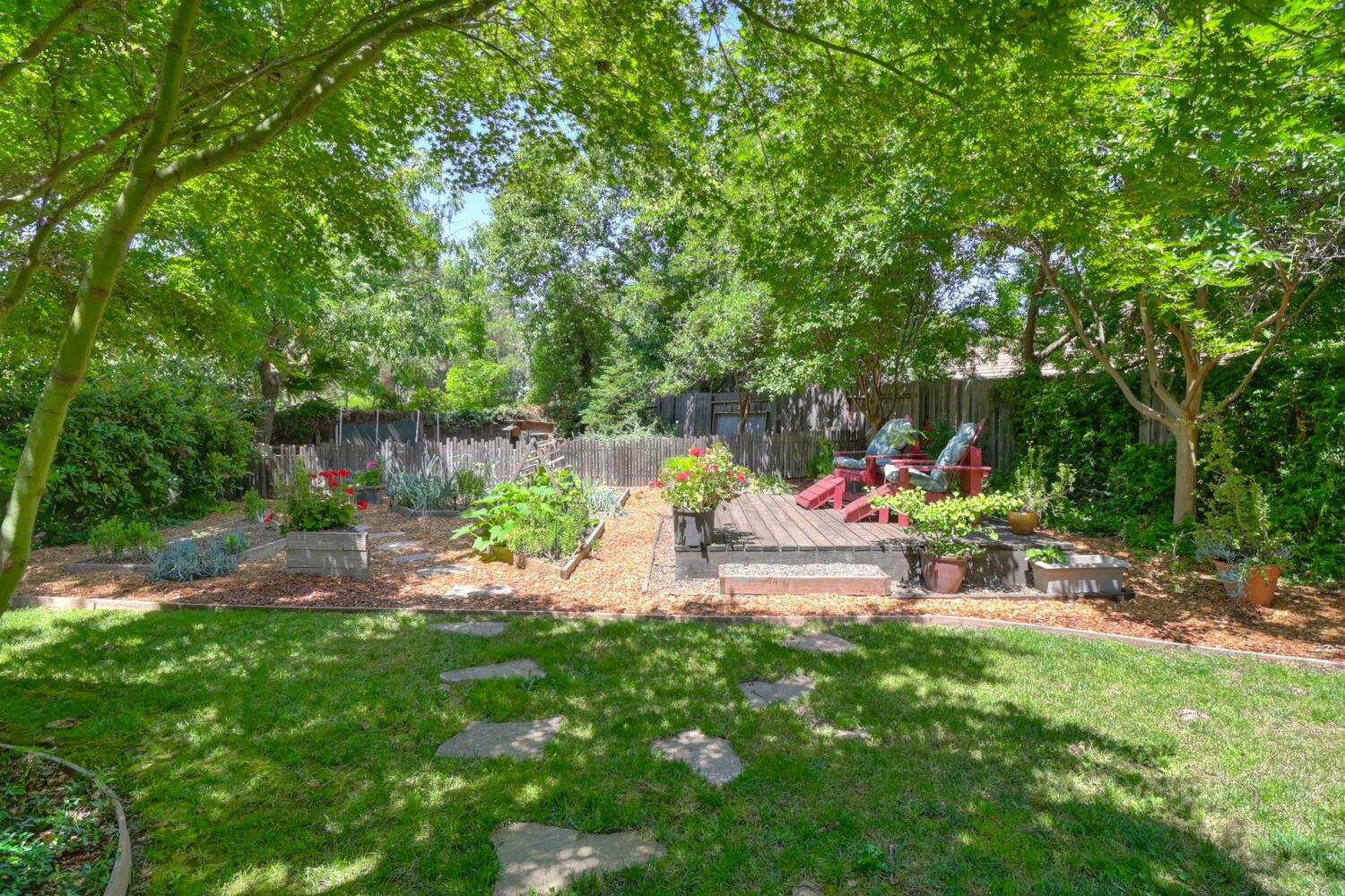 Atlantis Drive, Davis, California image 35