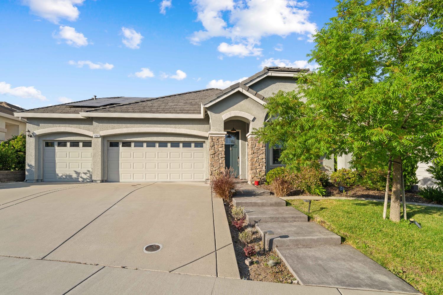 Albany Way, Rocklin, California image 6